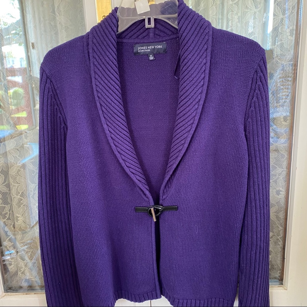 Jones New York women’s medium purple cardigan